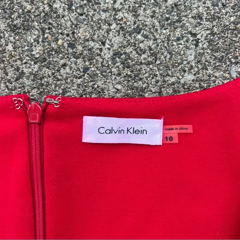 Calvin Klein Sleeveless red stretch knit Empire waist sheath dress size 10